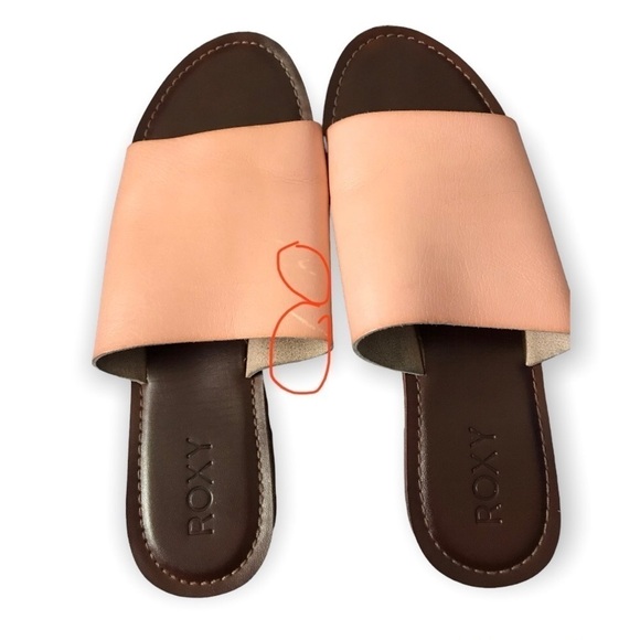 3/$15 Roxy peach slides/ flat sandals - Picture 8 of 8